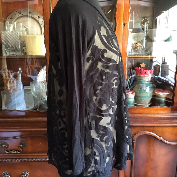 Kay Celine lace top. Lined. Size M - Picture 3 of 5